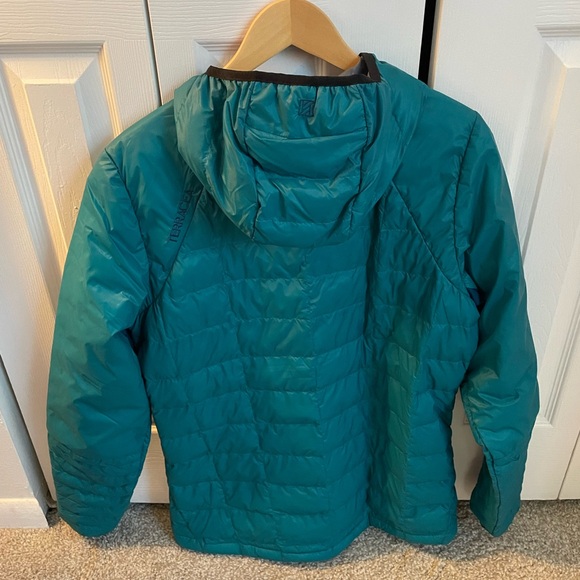 Terracea Women’s Vinda Lightweight Insulator Jacket - Picture 2 of 4